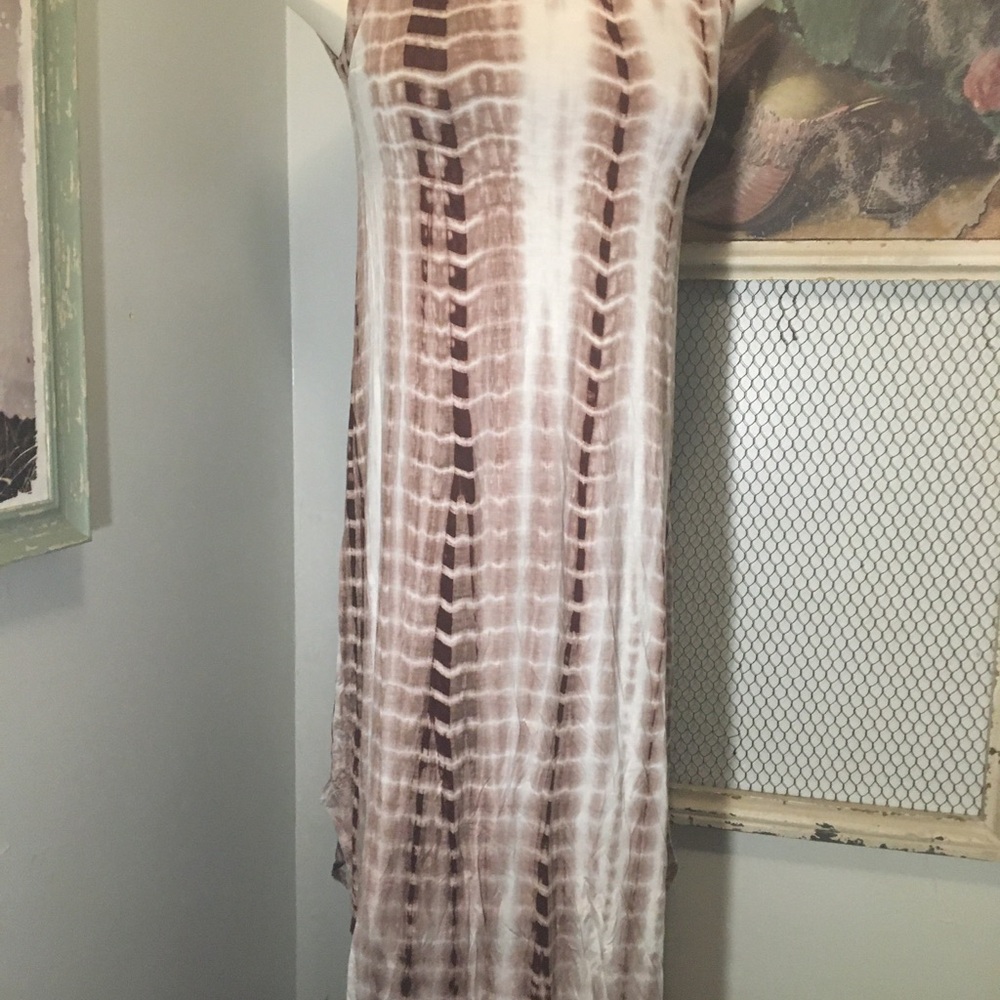 NEW Sleeveless Tie-Dye Maxi Dress - Picture 3 of 5